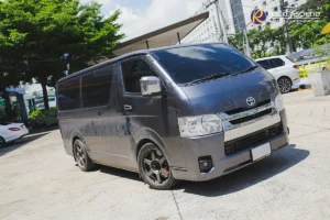 ชุดเครื่องเสียงรถตู้ Toyota Hiace